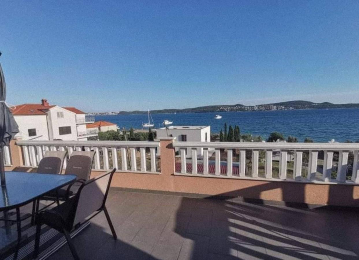 Apartment Lotus Trogir Exterior photo